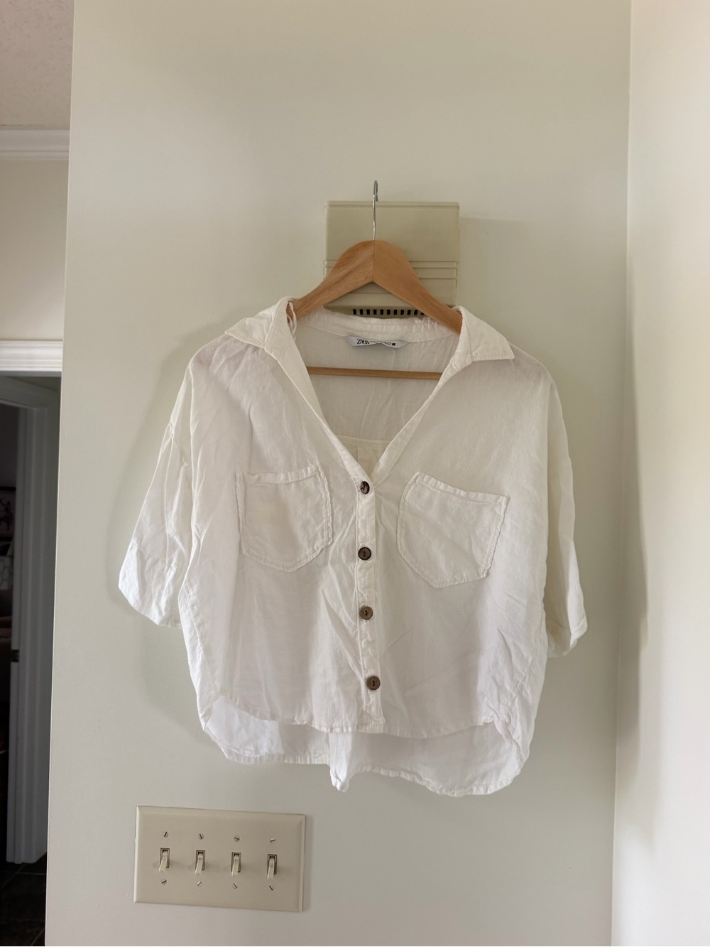 Zara White Button-Up Hooded Crop Shirt for Kids